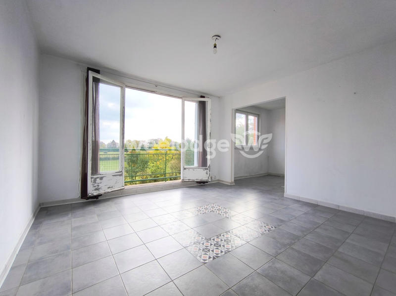 Appartement - 80 m² - 5 pièces