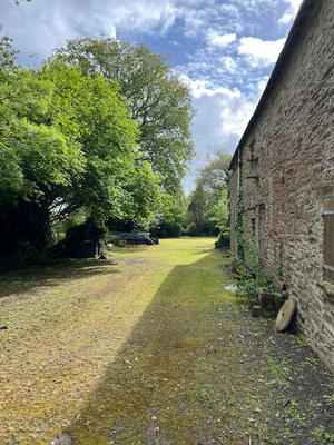 Maison - 201 m² - 7 pièces