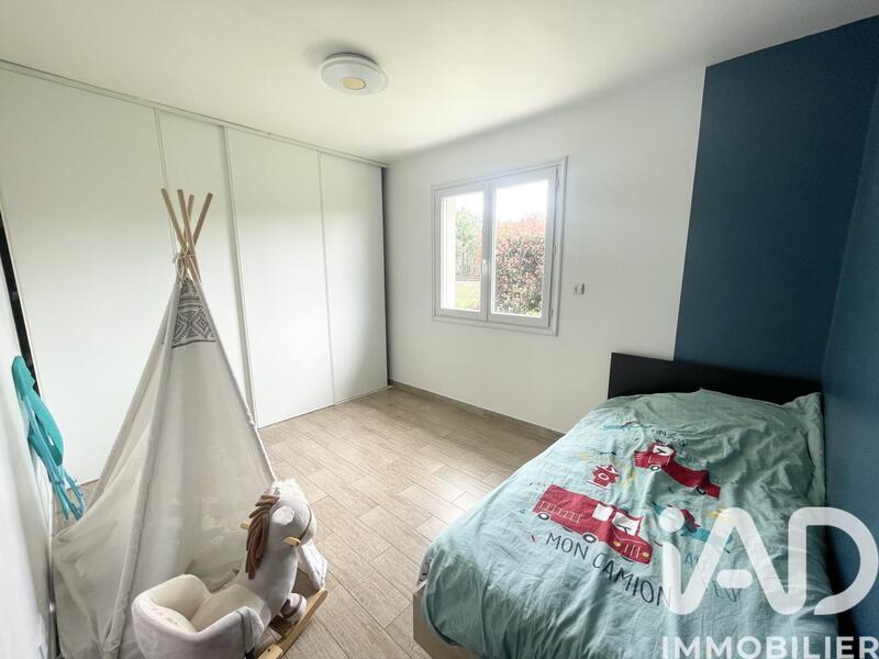 Maison - 137 m² - 5 pièces