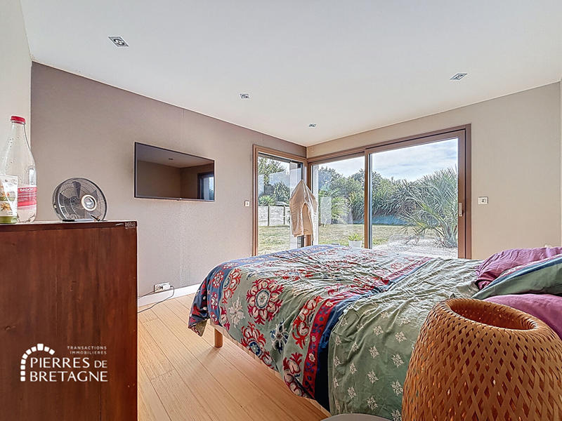 Villa - 221 m² - 8 pièces