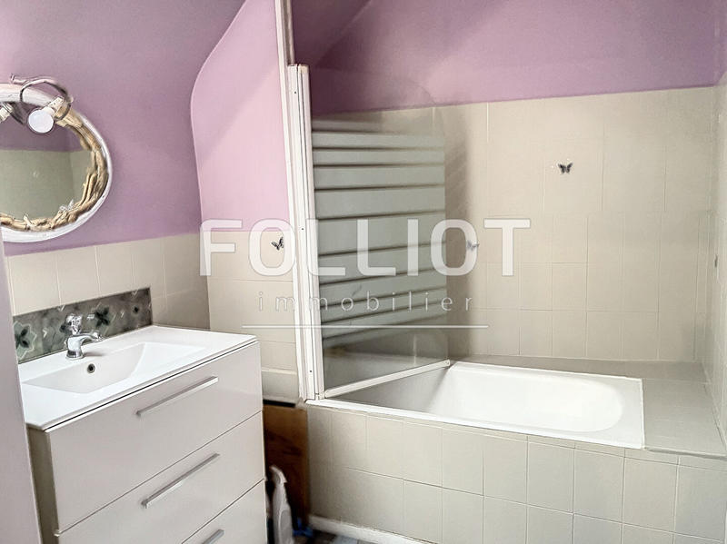 Maison - 170 m² - 7 pièces