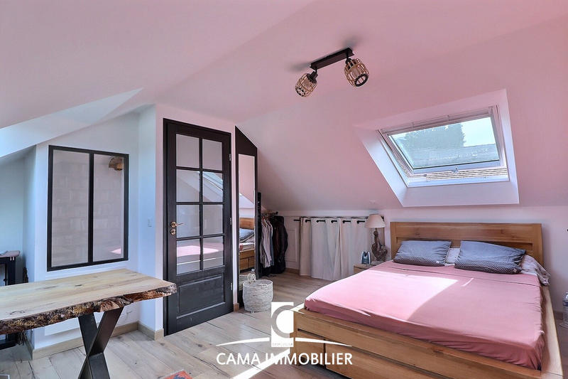 Maison - 87 m² - 4 pièces