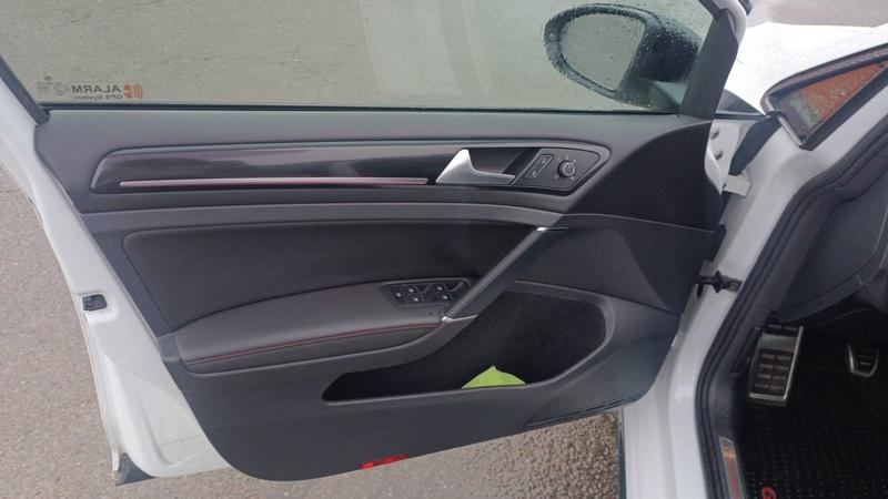 Volkswagen Golf 2.0 Tsi 220 Gti