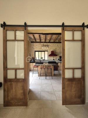 Mas - 210 m² - 8 pièces