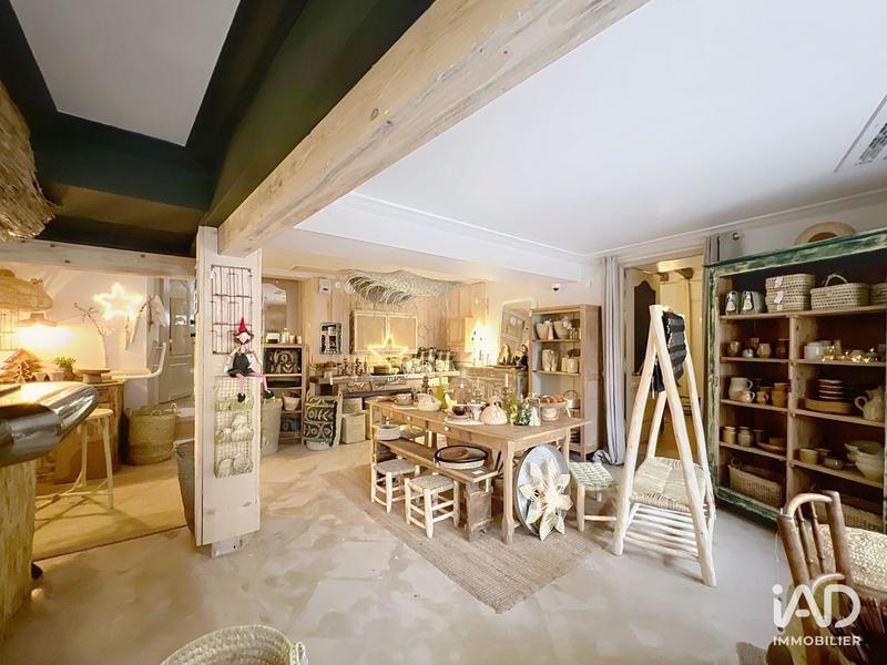 Local commercial - 1 264 m²