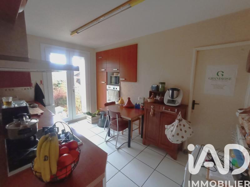 Maison - 92 m² - 5 pièces