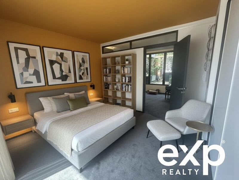 Loft - 273 m² - 9 pièces