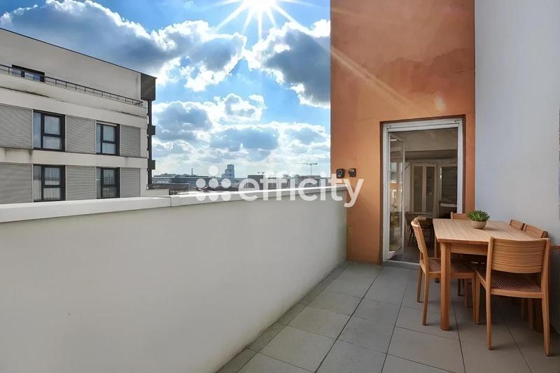 Appartement - 110 m² - 4 pièces