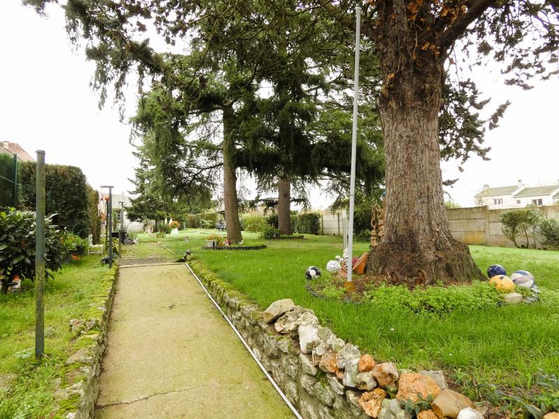 Villa - 183 m² - 7 pièces