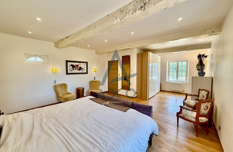 Haras - 170 m² - 5 pièces