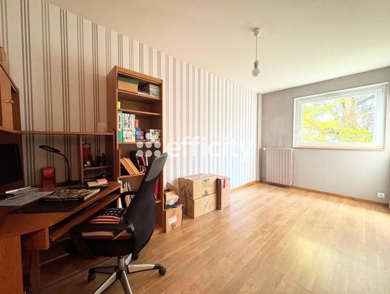 Appartement ancien - 110 m² - 5 pièces