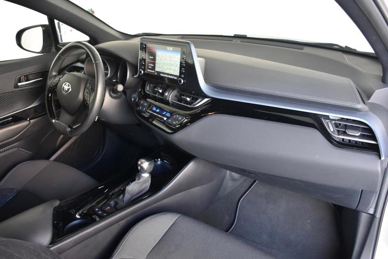 Toyota c-Hr Hybride Mc19 Chr 122h 1.8l Dynamic 5p Collection