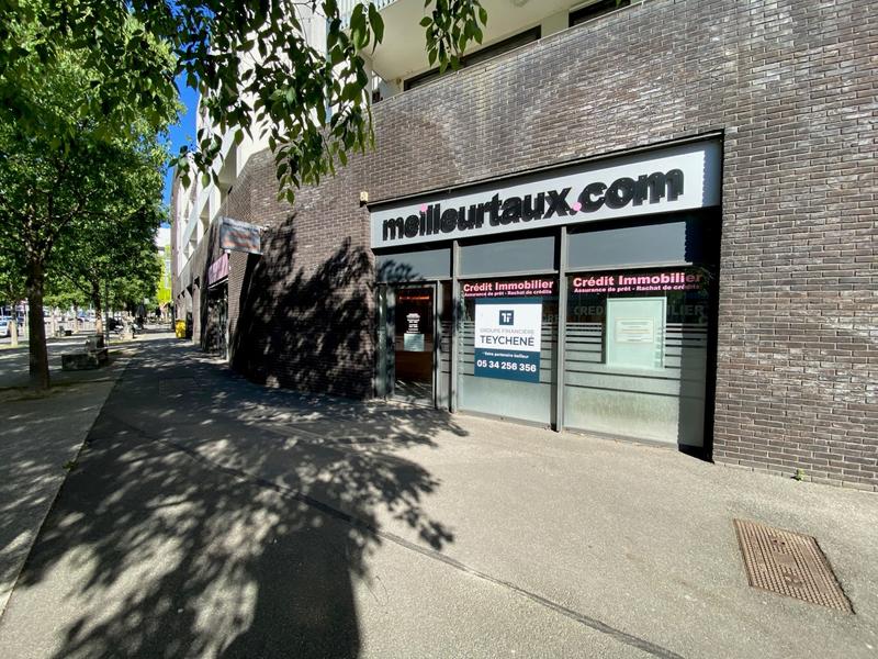 Local commercial - 121 m²