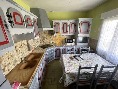 Maison - 85 m² - 3 pièces