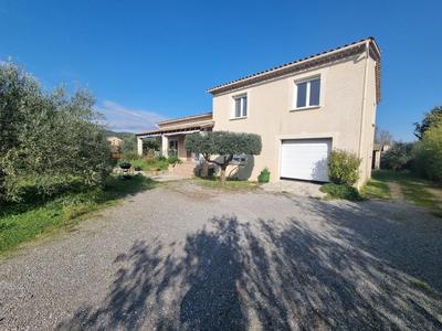Maison - 154 m² - 4 pièces