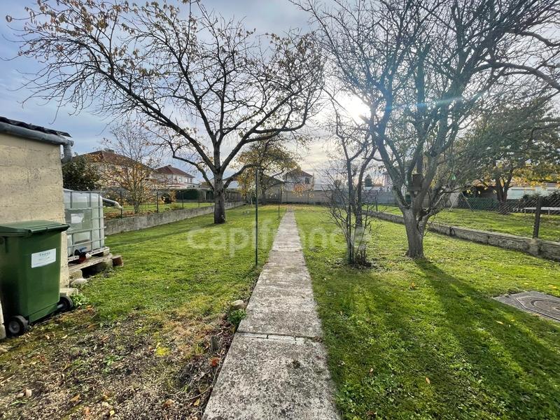 Maison - 80 m² - 5 pièces