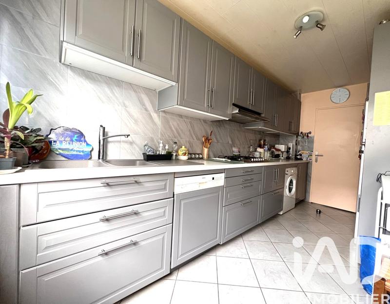 Appartement - 79 m² - 4 pièces