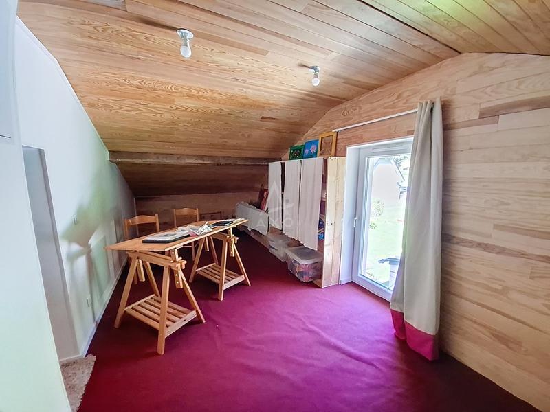 Maison - 96 m² - 4 pièces