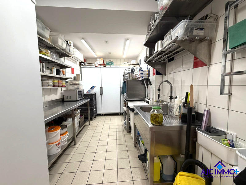 Fonds de commerce - Magasins - 35 m²