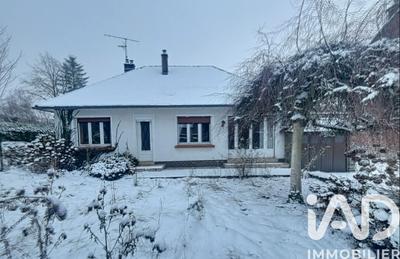 Maison - 97 m² - 5 pièces