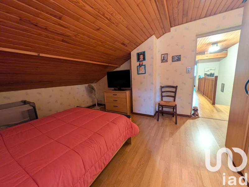 Maison - 144 m² - 8 pièces