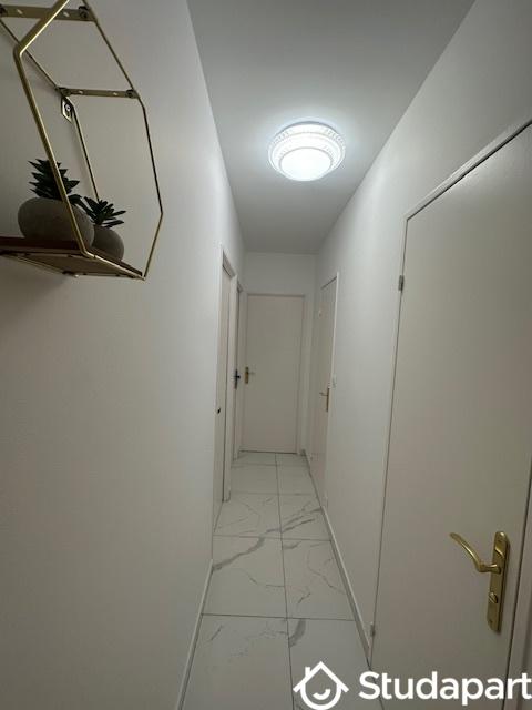 Chambre - 14 m² - 1 pièce