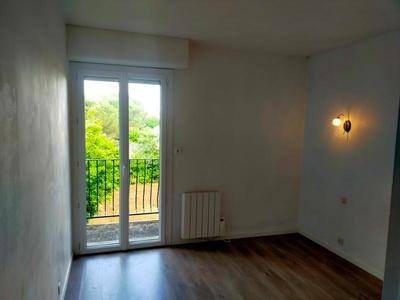 Maison - 100 m² - 3 pièces