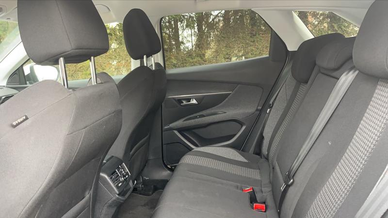 Peugeot 3008 1.5 BlueHDi 130 Eat8 Active