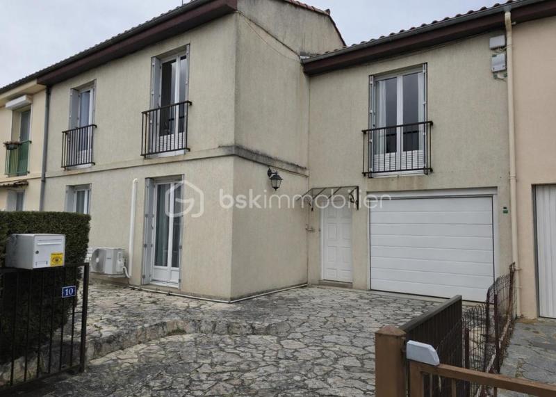 Maison - 99 m² - 5 pièces