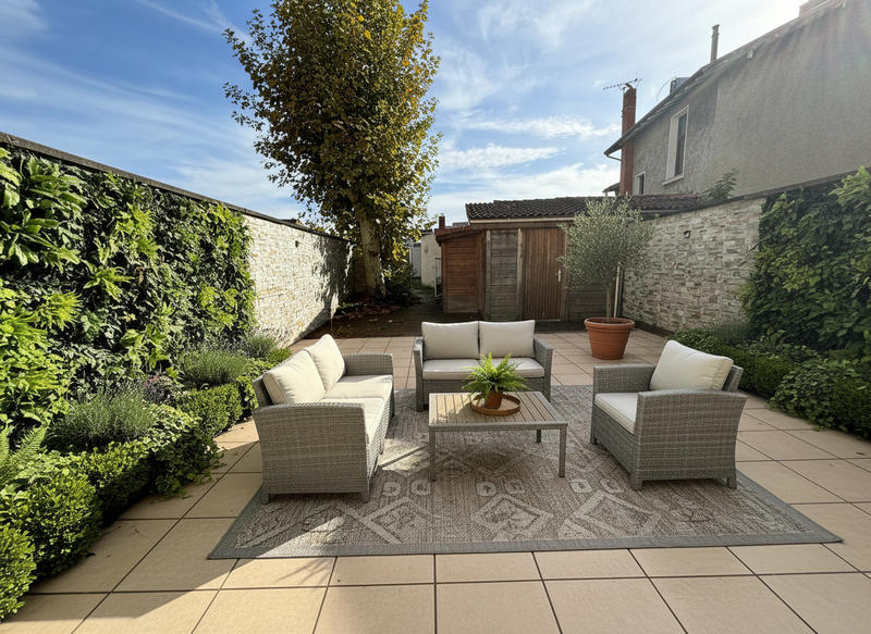 Appartement - 98 m² - 4 pièces