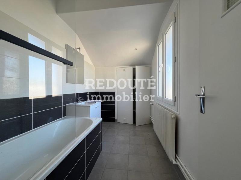 Maison - 110 m² - 6 pièces