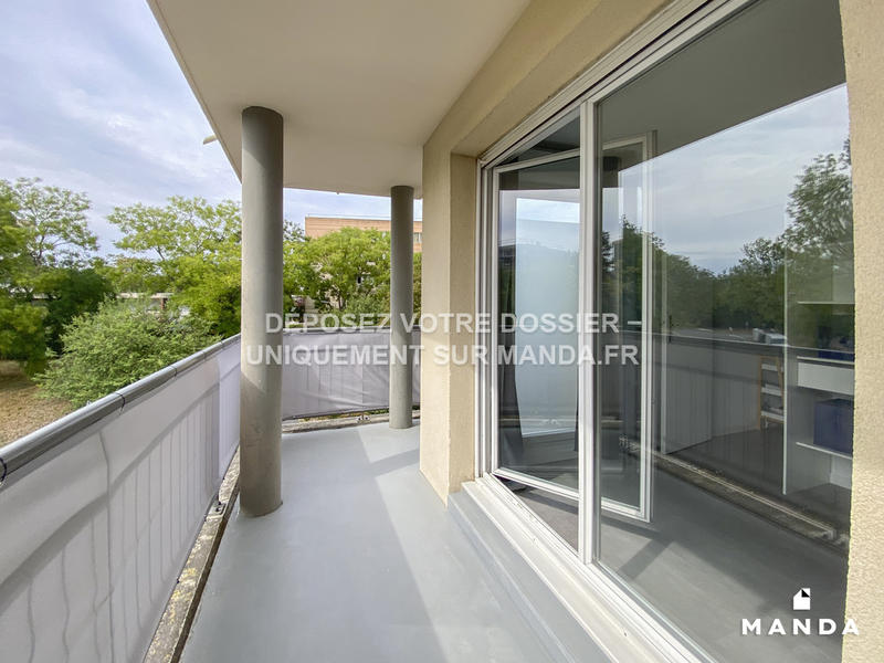 Chambre - 11 m² - 4 pièces