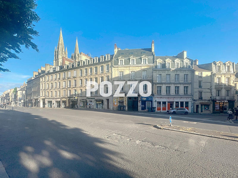 Maison - 298 m² - 12 pièces