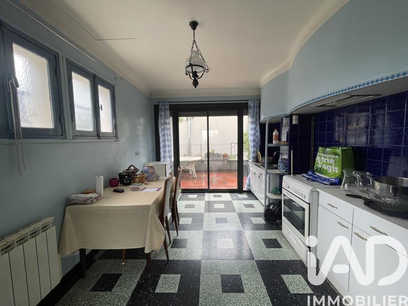 Maison - 190 m² - 9 pièces