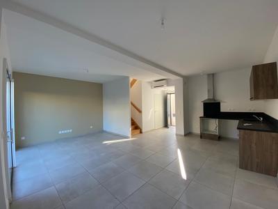 Maison - 84 m² - 4 pièces