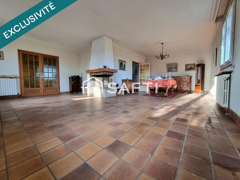 Maison - 195 m² - 7 pièces