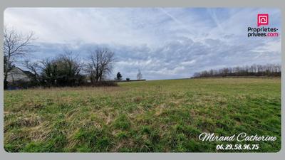 Terrain constructible - 1 499 m²