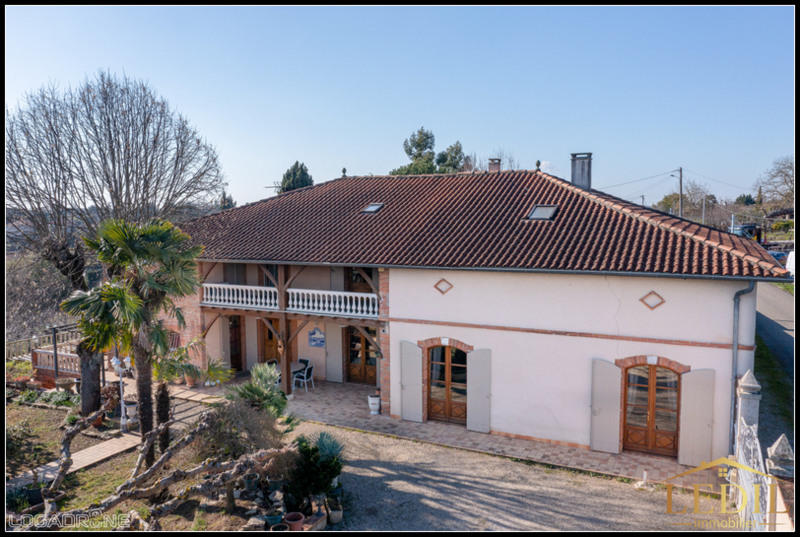 Maison de maîtres - 277 m² - 7 pièces