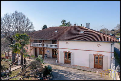 Maison de maîtres - 277 m² - 7 pièces