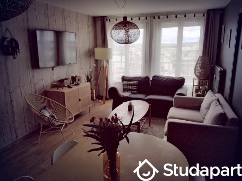 Chambre - 12 m² - 1 pièce