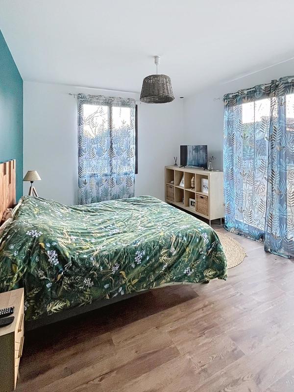 Maison - 203 m² - 5 pièces