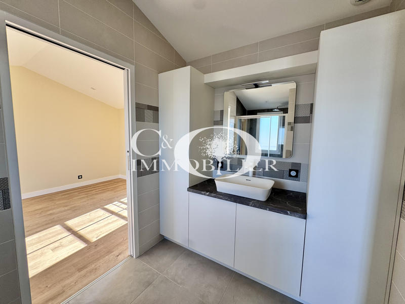 Appartement - 131 m² - 4 pièces