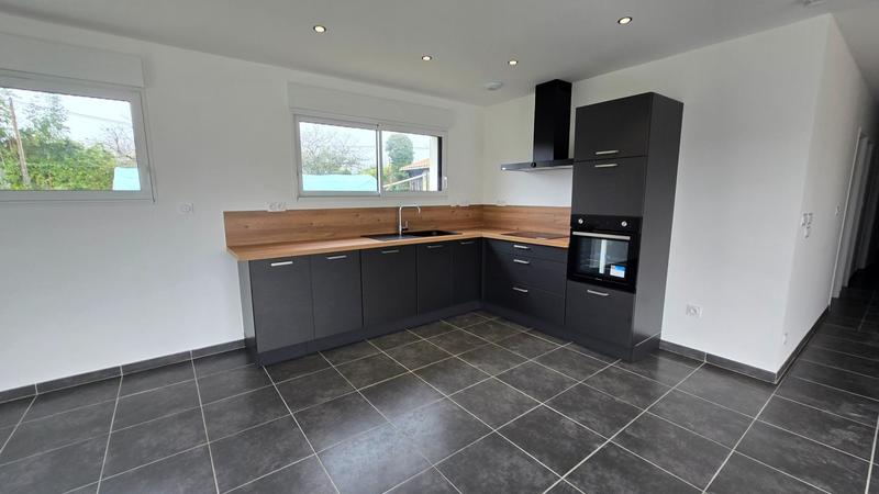 Maison - 105 m² - 4 pièces