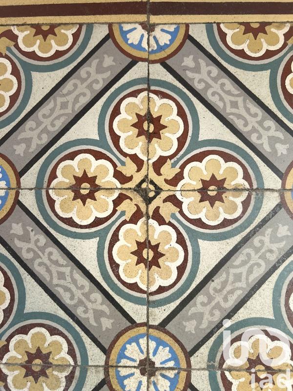 Maison - 350 m² - 12 pièces