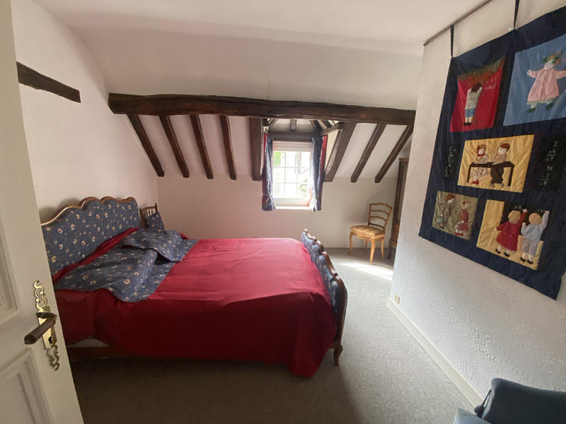 Maison - 300 m² - 8 pièces