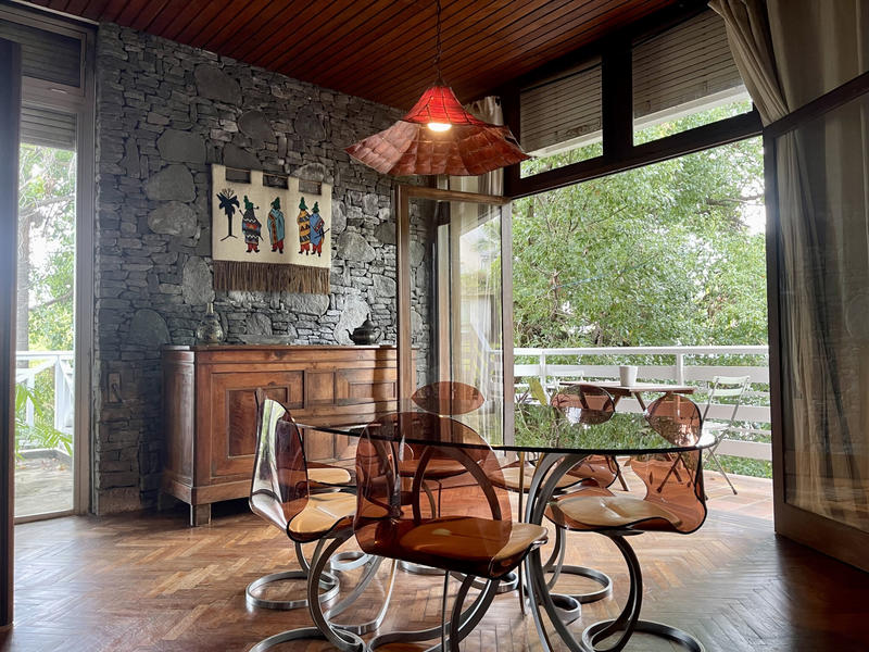 Maison - 180 m² - 7 pièces