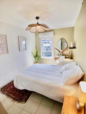 Chambre - 12 m² - 5 pièces