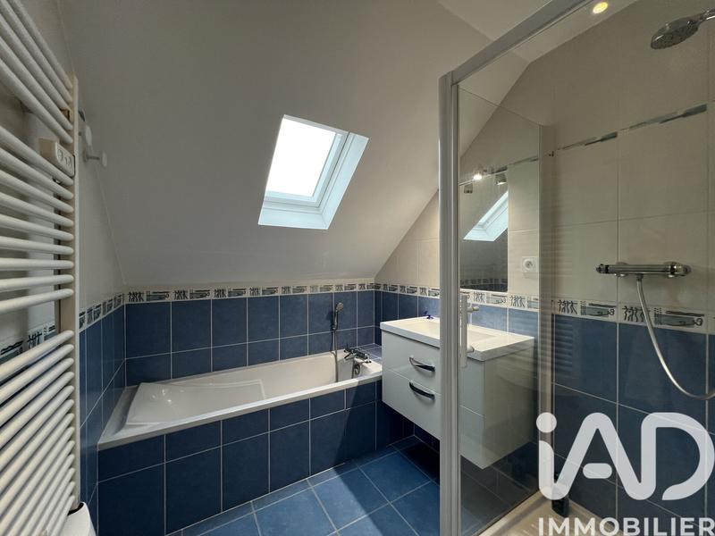 Maison - 127 m² - 8 pièces