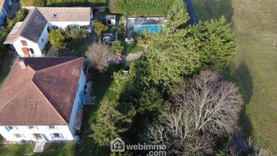 Maison de maîtres - 316 m² - 11 pièces