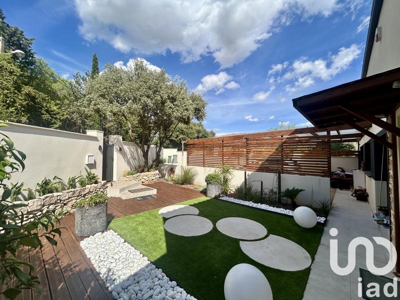 Maison - 200 m² - 7 pièces